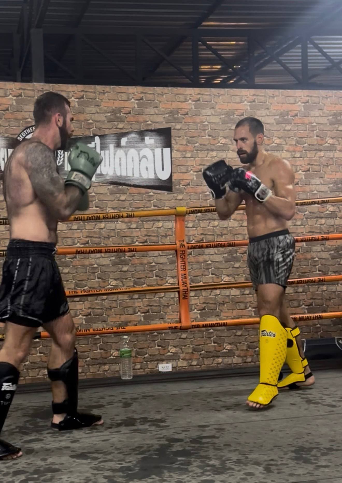 Muay Thai sparring